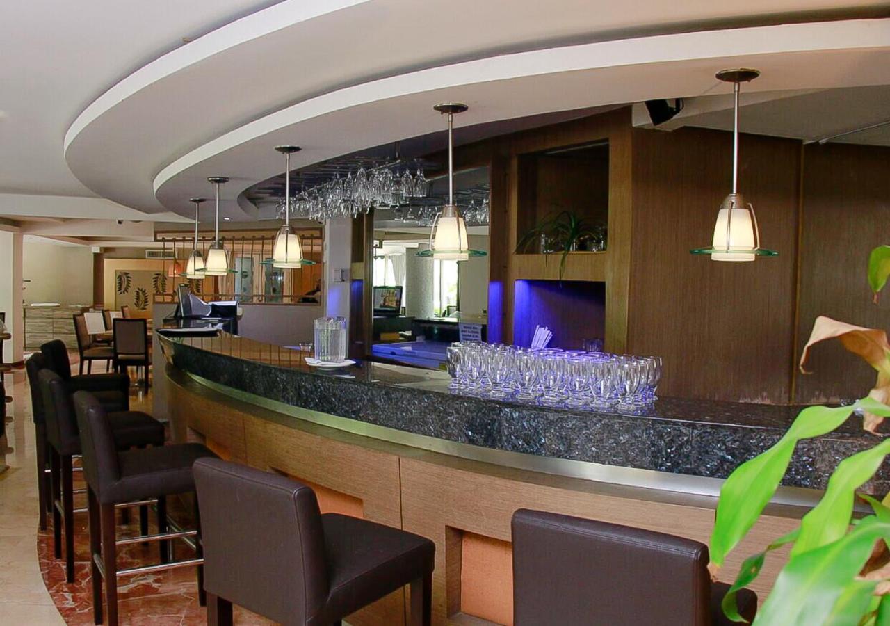 Country International Hotel Barranquilla  Dış mekan fotoğraf